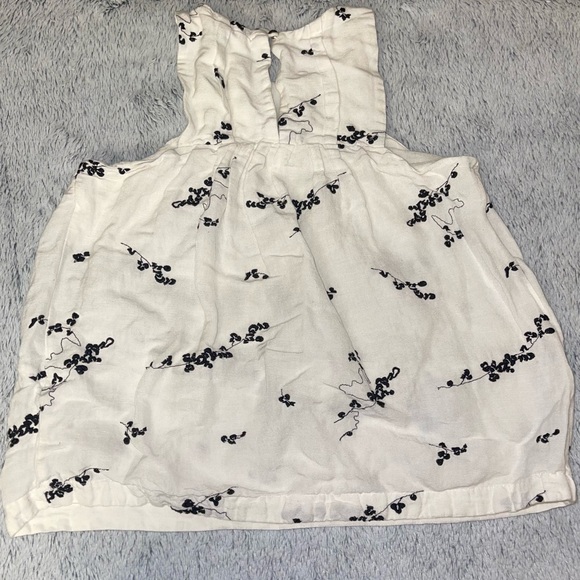 Anthropologie Tops - Anthropologie White top with black embroidery Keyhole opening in back. Sz 2.